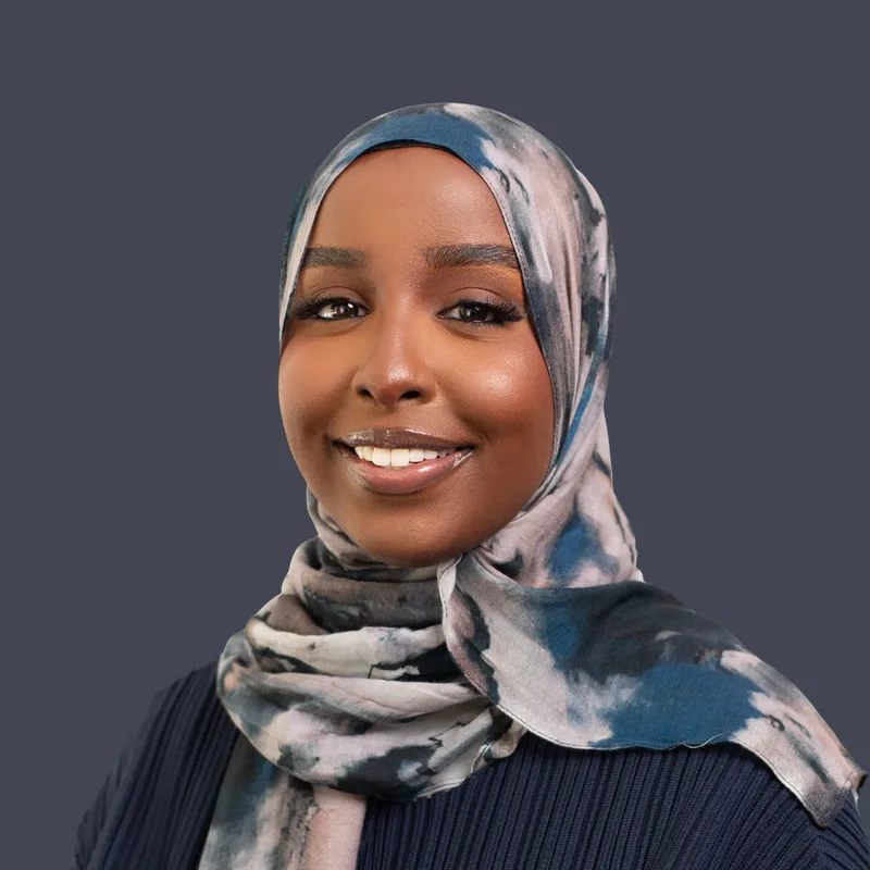 Amina Mowlid, Low-Cost Therapist